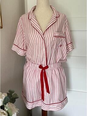 Victoria's Secret white & red striped pajama set